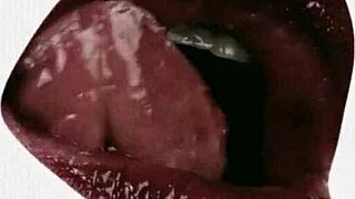 Just a simple lips fetish video with a cute babe 😘