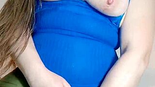 esposa puta seduces supervisor with masturbation video 😈