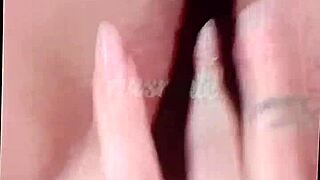 Leslie Sepulveda Masturbates As A Hot Prostitute In Close Up Detail