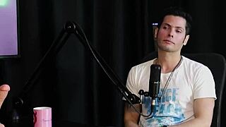 Jow Jow seeks porn job after pandemic, gains family acceptance.