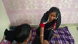 Indian beauty gives boyfriend one last fuck before marriage