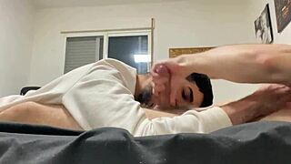Making my hetero friend cum with a blowjob