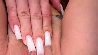 an obnoxious bitch in a miniskirt fucked her ass before going on a date gape huge plug deep anal 😈🍑