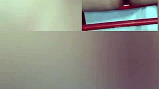 I squirt when I masturbate, this curvy latina amateur does it solo