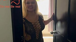 i use a big tantaly toy to fuck his huge cock