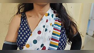 Hot desi sali and jija fuck in kitchen with anal 😏