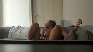 Orgasm while they eat my pussy -amateur couple- nysdel
