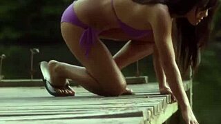 Wow, Donnabella Mortel in Sexy Bikini Babe!