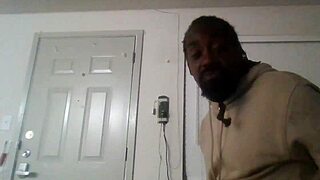 Hubby writes letter to my sperm in naked solo