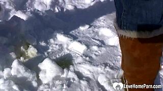 Het styvmamma visar tuttar och kissar!