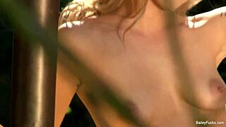 DAHLIA SKY VOYEUR MASTURBATION