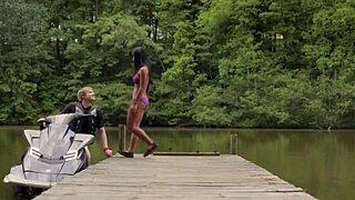 Wow, Donnabella Mortel in Sexy Bikini Babe!