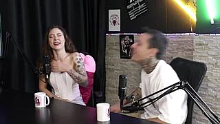 Gostosa Shows Breasts After Spanking Fetish, Anal Sex With Defecation - Jujube Delícia Sheer Red