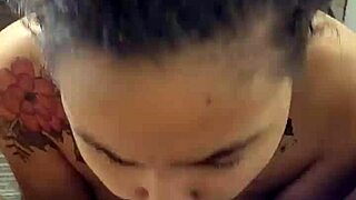 Alix Avery is a cute dick sucking pro 😏