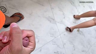 Contratei Essa Empregada E Ela Veio Com Esse Shortinho Para Me Provocar A Bunda Dela É Muito Gostosa Pessoalmente