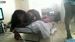 real sexy amateur hood milfs get naked and shake their fat asses!