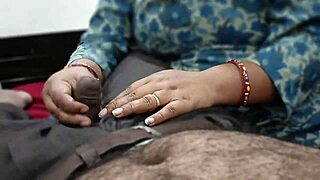 Young Amateur Gives in Stepsister's Mouth in Bedroom