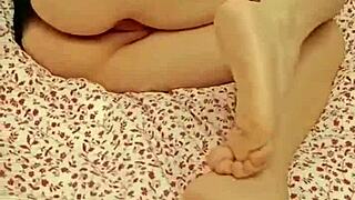 Cogiendo A Lo Bestia A Mi Suegra Mientras Mi Novia Duerme Y La Lleno De Semen