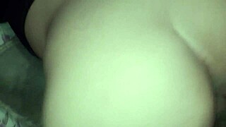 fudendo novinha gostosa que me devia dinheiro pediu pra mim gozar gostoso em cima dela a putinha