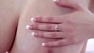 Hungry Young 18+ Woman Has Sex With Little 18+ White Face