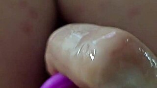 I Use Dildo For Creamy Anal Gaping On Plump Ass