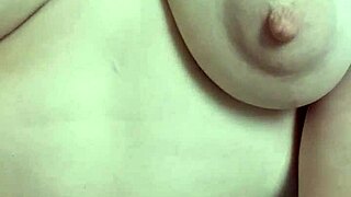 milf compares small tits to huge natural ones 😍