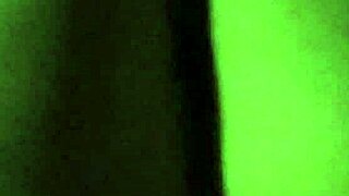 gretala flashes her pregnant wife in the dark