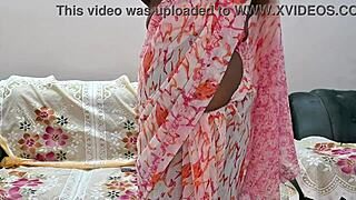 Indian bhabhi boldly shows natural tits on leaked webcam