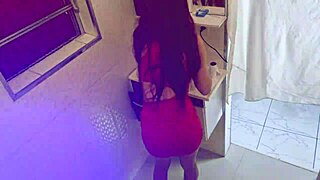 Stranger sneaks into disco bathroom, fucks married woman