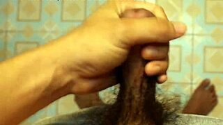 Vietnamese beauty in Mov