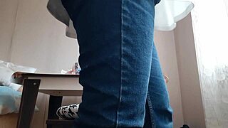Hot Secretary Masturbates To Orgasm In Office Jeans