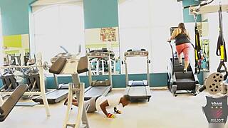 chunky sofia rose gets dicked on the kitchen counter by rome major