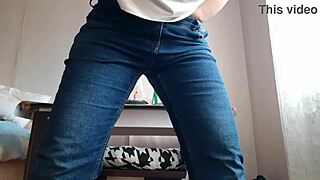 Hot Secretary Masturbates To Orgasm In Office Jeans