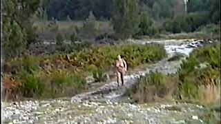 suzisoumise says, 'watch me squirt while working out nude in public?'