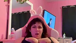 Playing With My Pussy In Homemade Solo Video