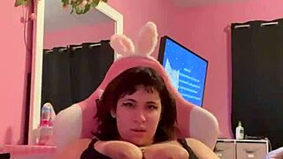 Playing With My Pussy In Homemade Solo Video