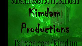 Demon Futanari Enjoys Blowjob in Bath with Friends