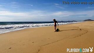 Super sexy milf undresses in vancouver solo striptease