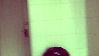 delicious guy shaving his big dick