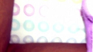 My girlfriend kia tight with tattoo during massage session