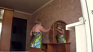 neighbor spies on chubby milf through the window 😏