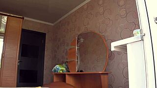 neighbor spies on chubby milf through the window 😏