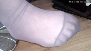Das beste von little 18+angel26 nylonf�sse, i love her homemade toes.
