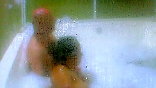 i'm cummin into my jacuzzi with agarabas and olpr, it's so hot