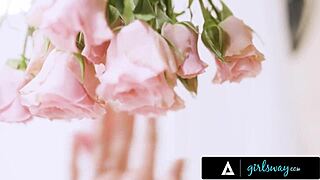 Photographer Siri Dahl Facesits Local Florist After Model Cancellation