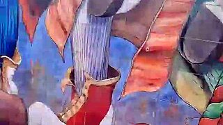 Latina finds outdoor spot after shopping to masturbate to orgasm