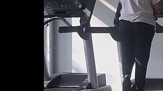 big booty girl working out on the treadmill