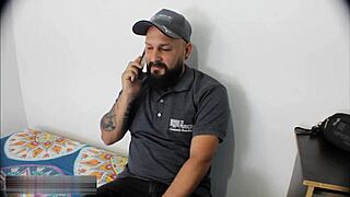 Madrastra Cachonda Enseña Follar A Su Hijastro Antes De Que Este Por Primera Ves A Su Novia - Porno En Español