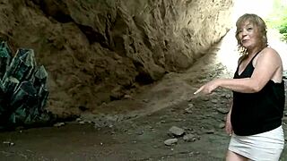 i fucked that slut mature mom on the beach, she was so hot.