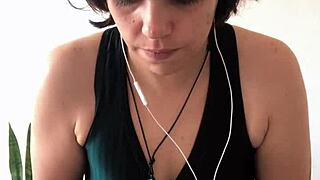 Learn German With This Tattooed Latina Wife